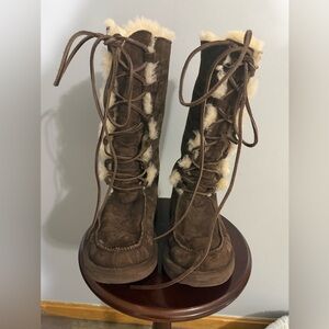 UGG Australia Tall Lace Up Shearling Boots Womens 8 Brown Suede Winter Snow